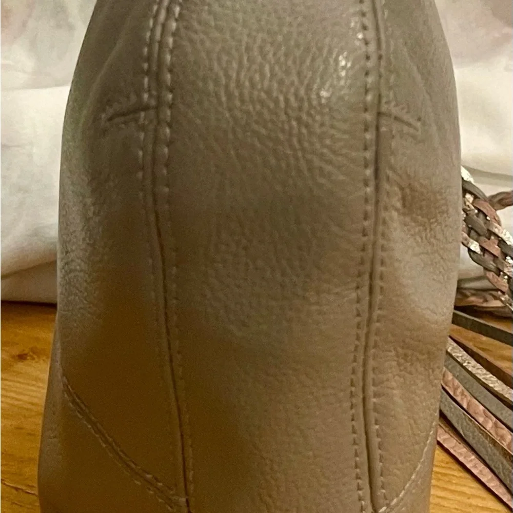 Brighton Taupe Leather Crossbody Bag with Braided Strap & Heart - Picture 14 of 16